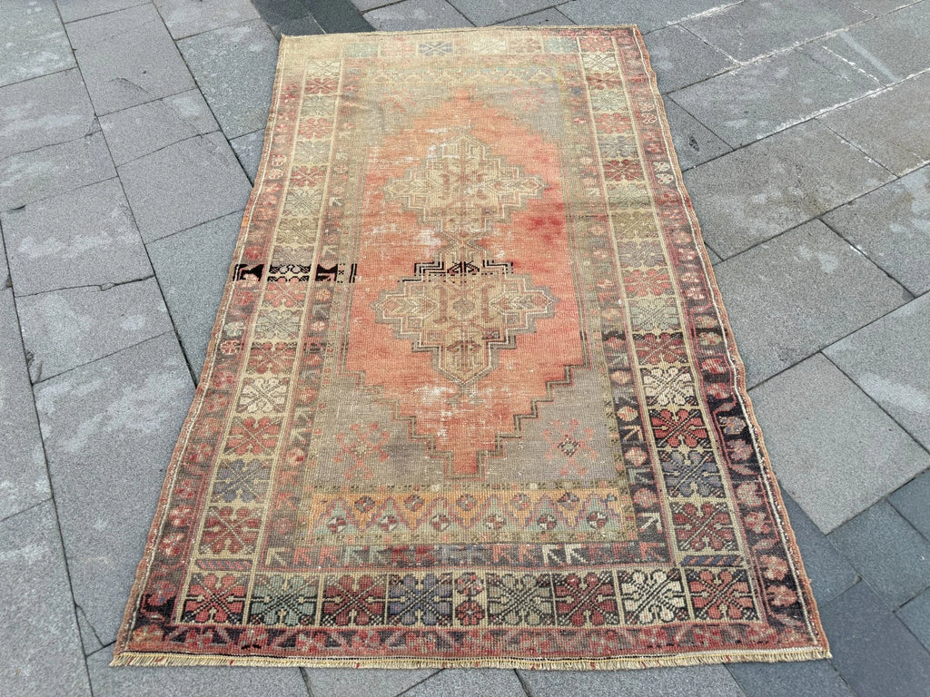 Vintage Turkish Accent Area rug 3.8 x 6.2 ft